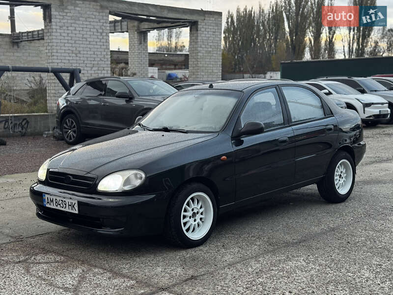 Седан ЗАЗ Lanos 2009 в Житомире