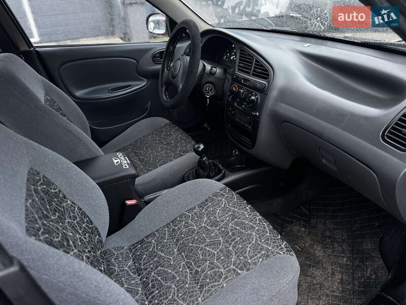 Седан ЗАЗ Lanos 2009 в Житомире