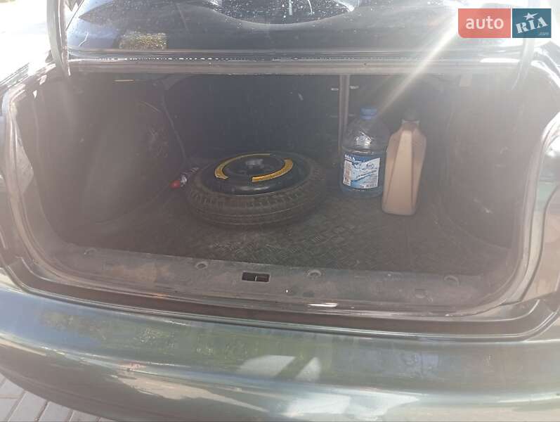 Седан ЗАЗ Lanos 2005 в Дергачах