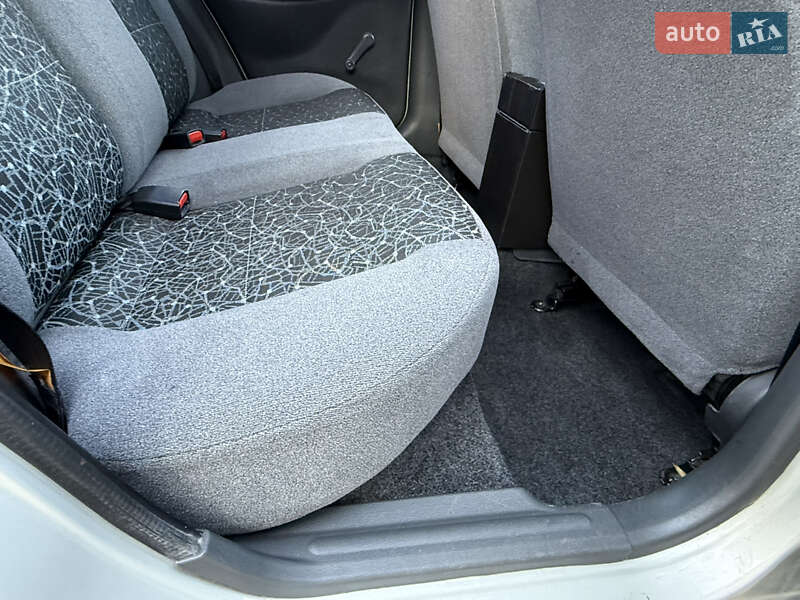 Седан ЗАЗ Lanos 2010 в Львові