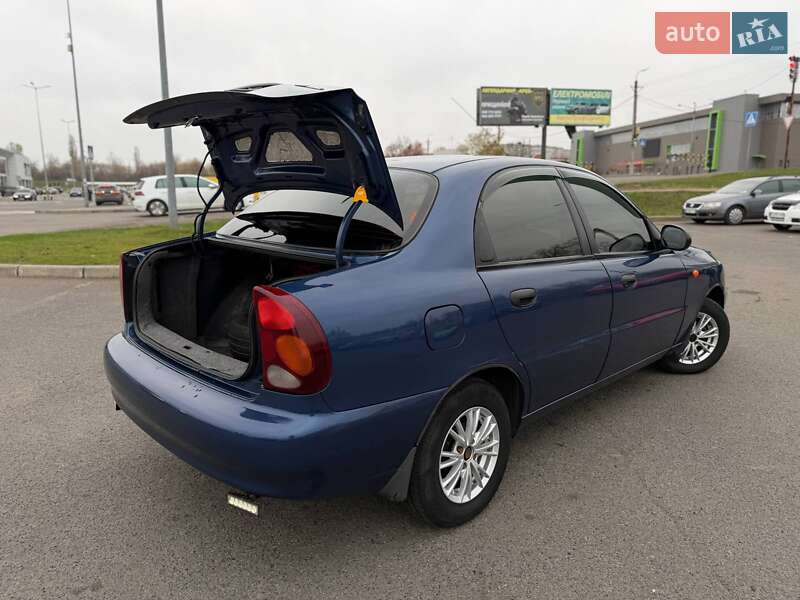 Седан ЗАЗ Lanos 2011 в Кривому Розі