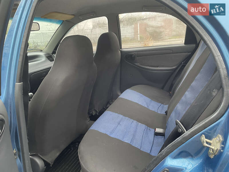 Седан ЗАЗ Lanos 2011 в Кам'янському