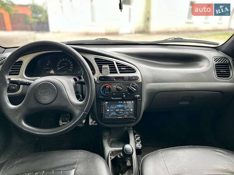 Седан ЗАЗ Lanos 2009 в Николаеве