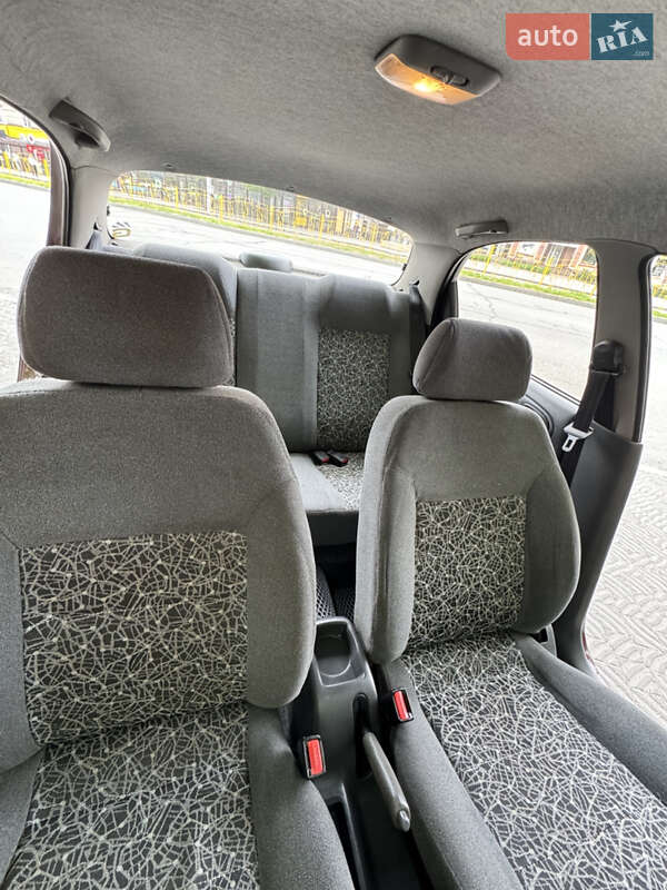 Седан ЗАЗ Lanos 2011 в Запорожье