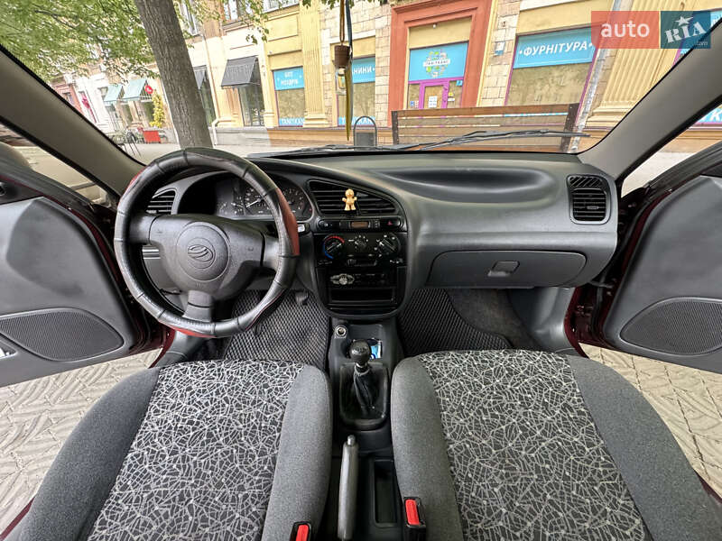 Седан ЗАЗ Lanos 2011 в Запорожье