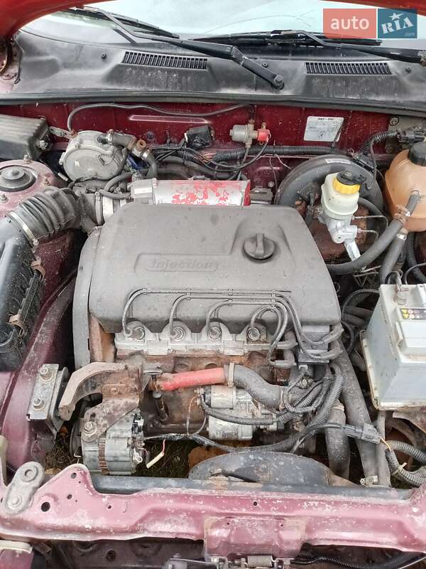 Седан ЗАЗ Lanos 2009 в Мені