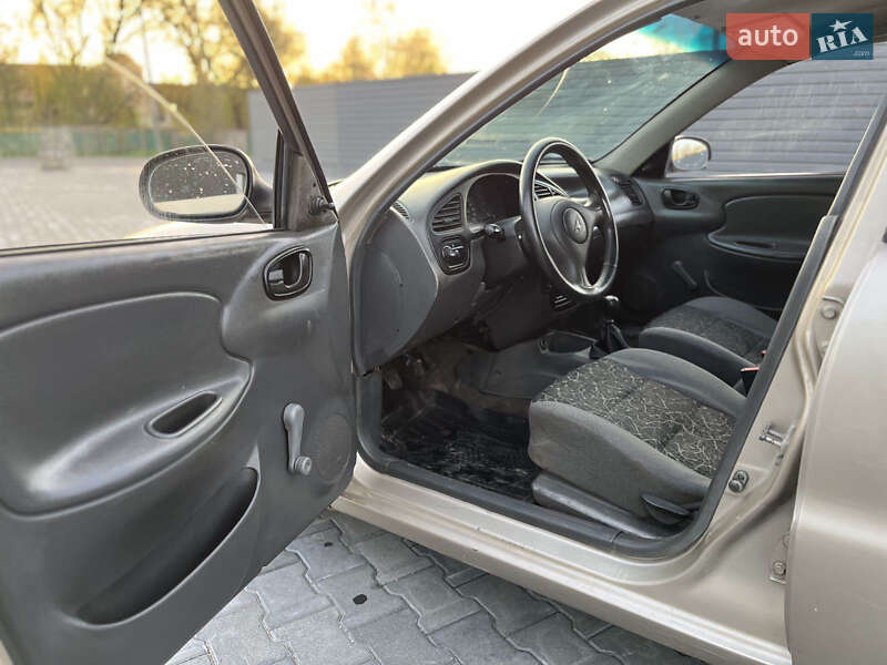 Седан ЗАЗ Lanos 2008 в Кам'янець-Подільському