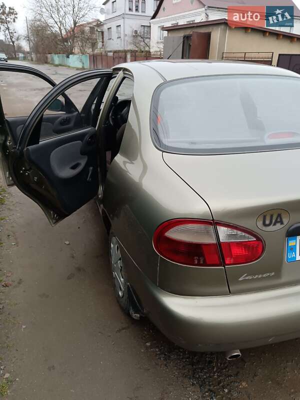 Седан ЗАЗ Lanos 2007 в Шепетівці