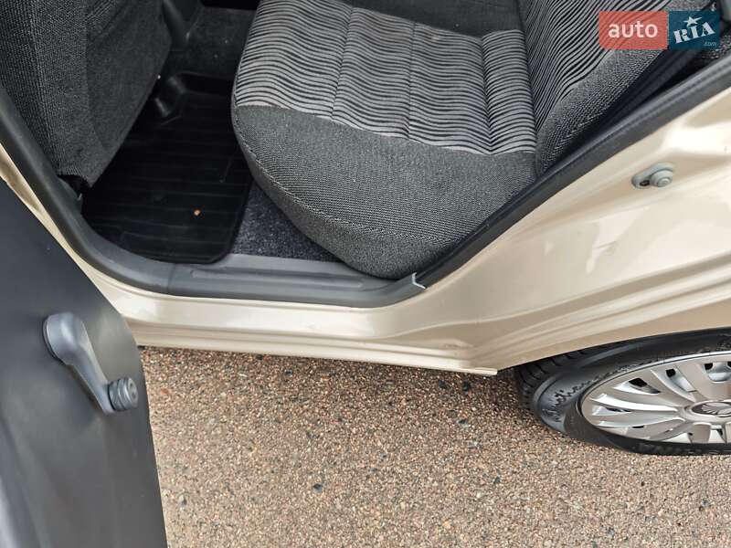 Седан ЗАЗ Lanos 2013 в Сумах