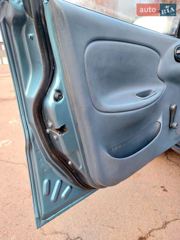 Седан ЗАЗ Lanos 2011 в Тростянце