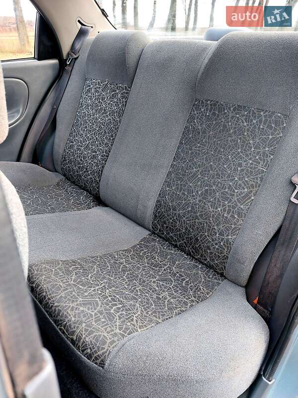 Седан ЗАЗ Lanos 2011 в Тростянце