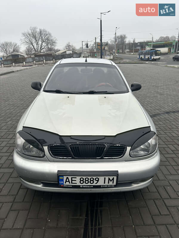 Седан ЗАЗ Lanos 2010 в Днепре