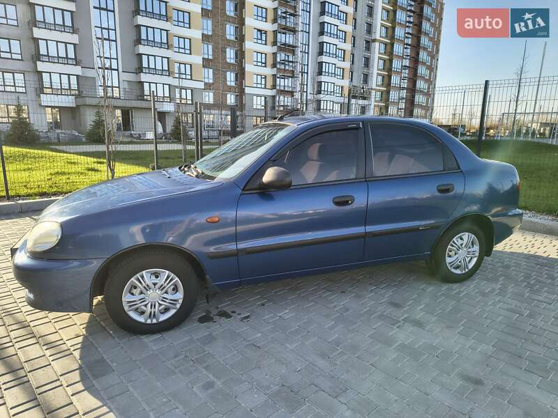 Седан ЗАЗ Lanos 2010 в Горішніх Плавнях