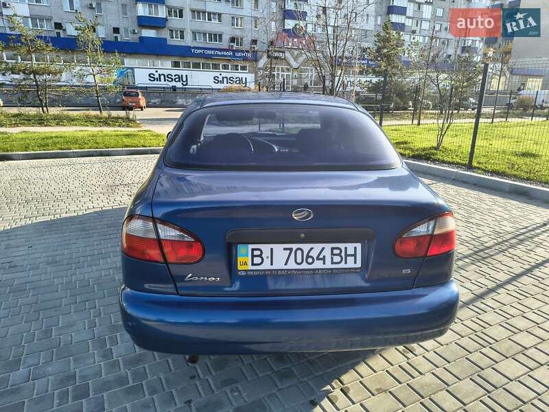 Седан ЗАЗ Lanos 2010 в Горішніх Плавнях