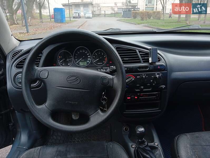 Седан ЗАЗ Lanos 2012 в Днепре