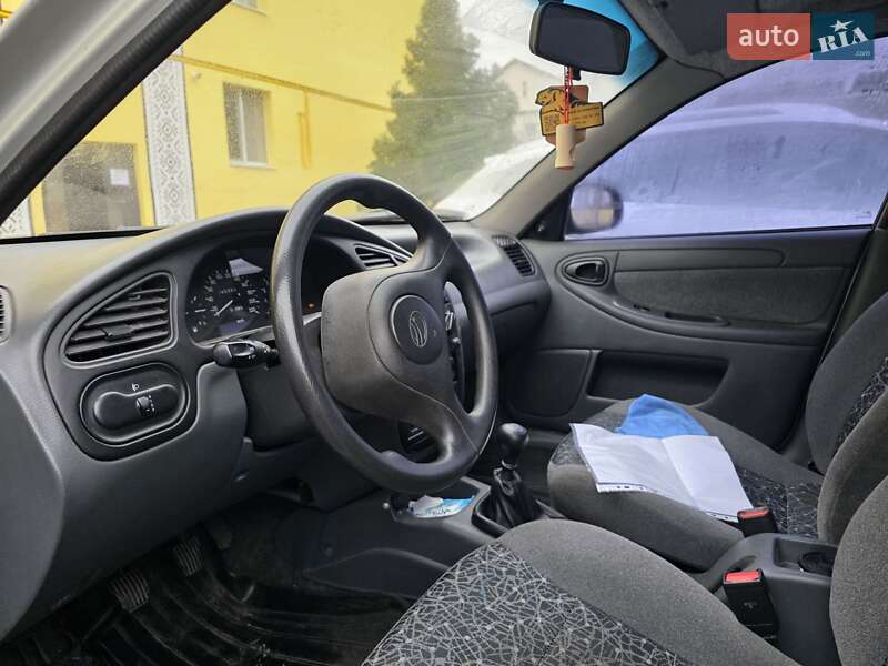 Седан ЗАЗ Lanos 2010 в Новомосковске