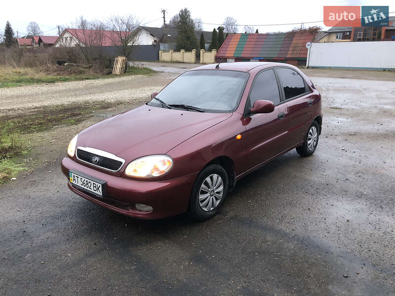 Хетчбек ЗАЗ Lanos 2012 в Івано-Франківську