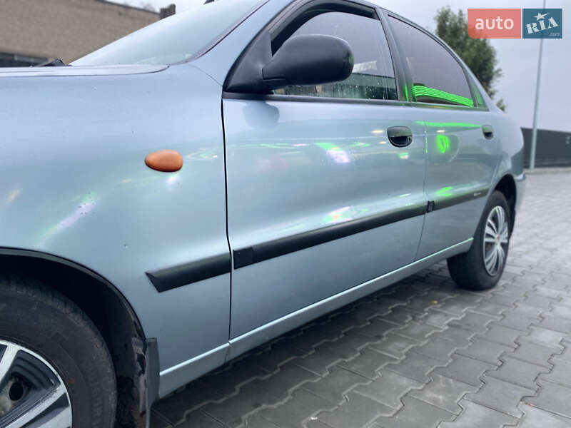 Седан ЗАЗ Lanos 2011 в Днепре