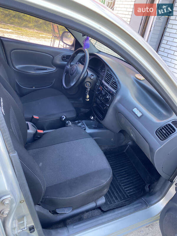 Седан ЗАЗ Lanos 2010 в Вінниці