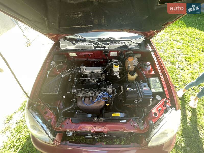 Седан ЗАЗ Lanos 2011 в Калуше