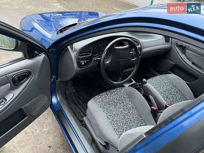 Седан ЗАЗ Lanos 2010 в Белозерье