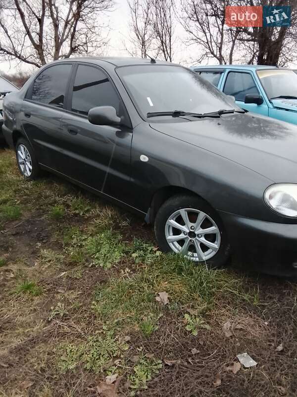 Седан ЗАЗ Lanos 2012 в Катеринополе