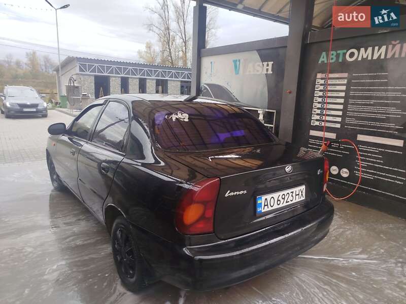 Седан ЗАЗ Lanos 2011 в Тячеве
