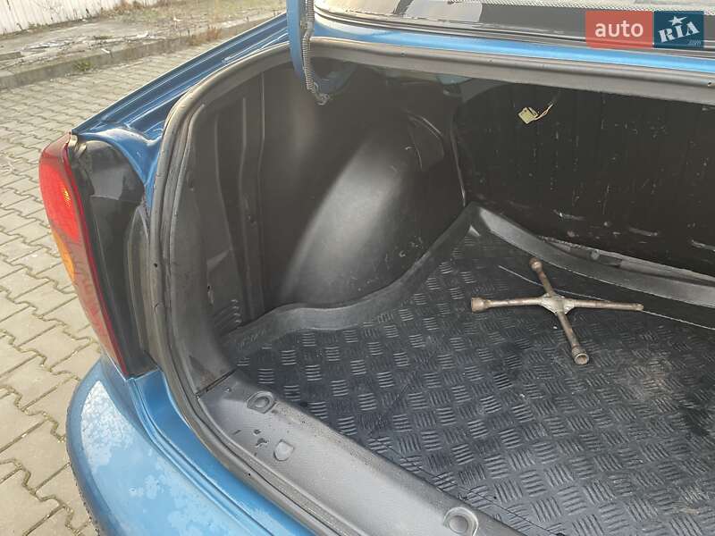 Седан ЗАЗ Lanos 2012 в Луцке