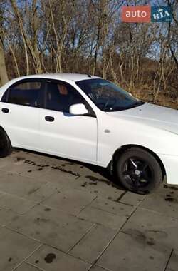 Седан ЗАЗ Lanos 2012 в Синельниковому