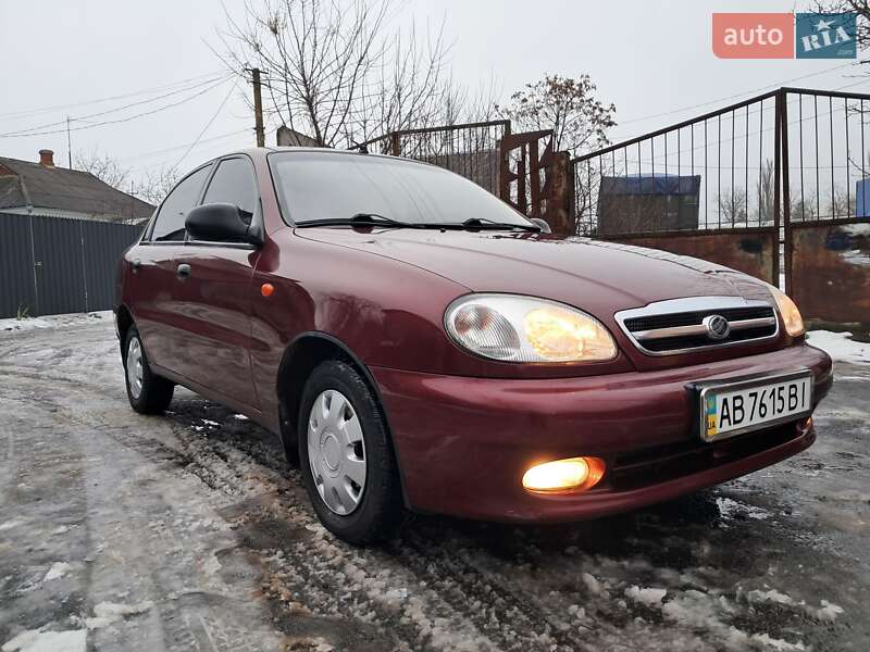 Седан ЗАЗ Lanos 2011 в Могилів-Подільському