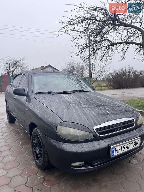 Седан ЗАЗ Lanos 2010 в Николаеве