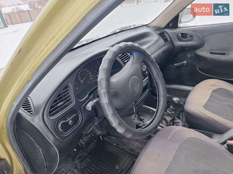 Седан ЗАЗ Lanos 2007 в Черновцах