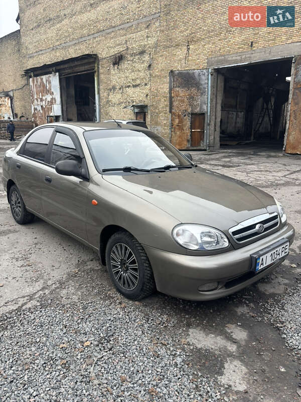 Седан ЗАЗ Lanos 2011 в Киеве