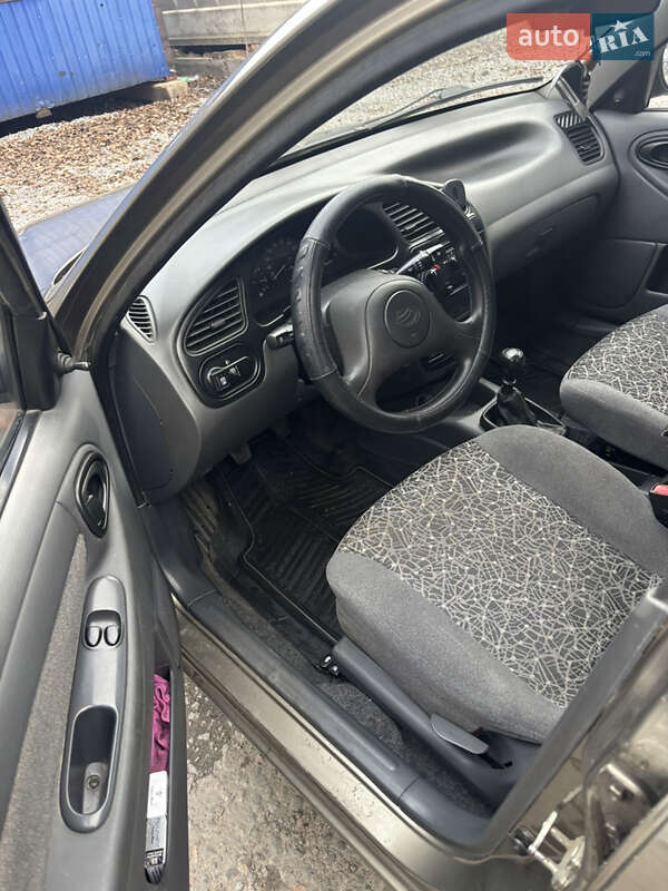 Седан ЗАЗ Lanos 2011 в Киеве