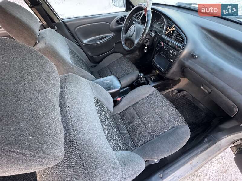 Седан ЗАЗ Lanos 2008 в Черновцах