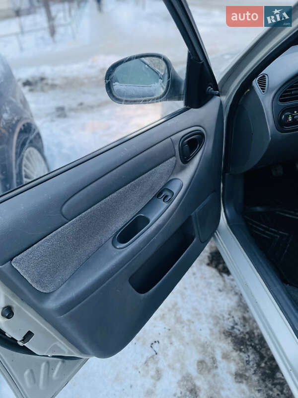 Седан ЗАЗ Lanos 2010 в Киеве фото 7 Седан ЗАЗ Lanos 2010 в Киеве