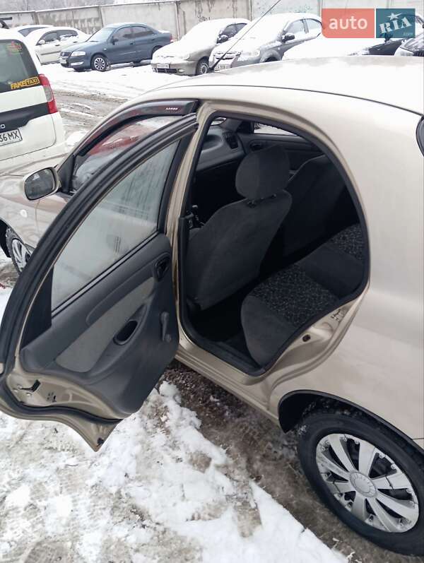 Хэтчбек ЗАЗ Lanos 2011 в Броварах