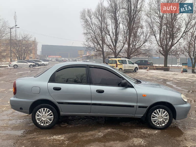 Седан ЗАЗ Lanos 2012 в Кривом Роге