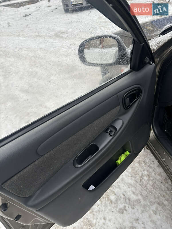 Седан ЗАЗ Lanos 2011 в Киеве