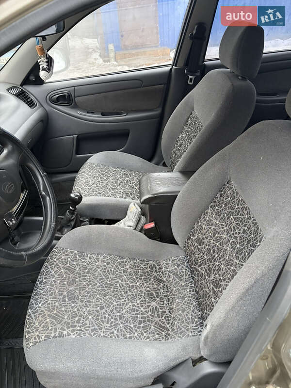 Седан ЗАЗ Lanos 2011 в Киеве