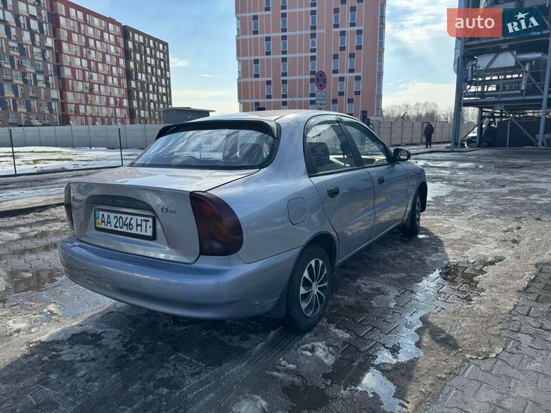 Седан ЗАЗ Lanos 2010 в Киеве