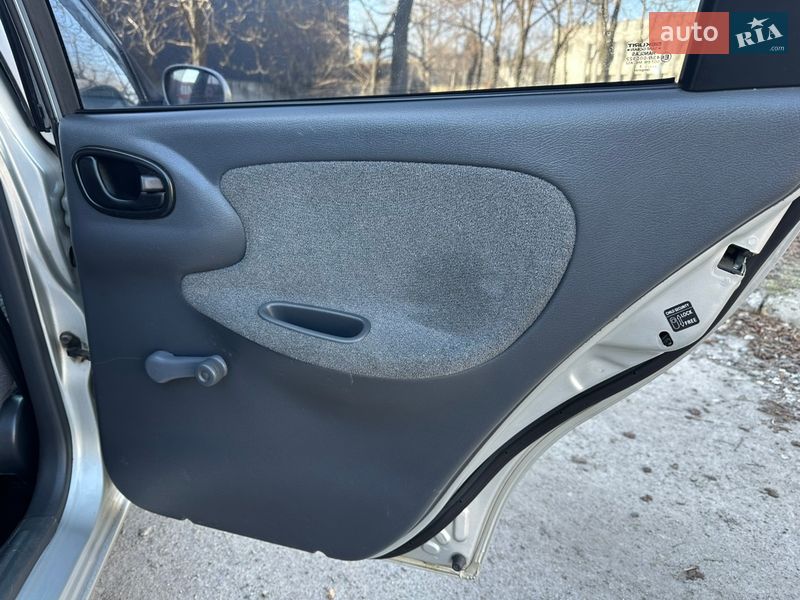 Седан ЗАЗ Lanos 2007 в Дніпрі