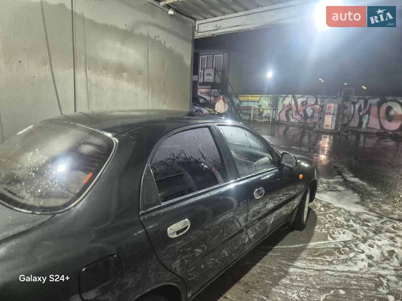 Седан ЗАЗ Lanos 2010 в Киеве