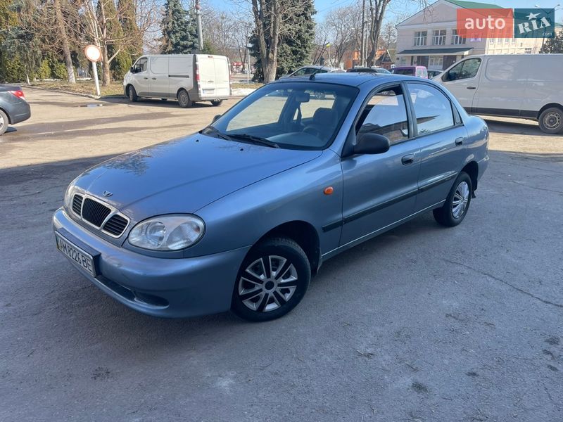 Седан ЗАЗ Lanos 2008 в Радомышле