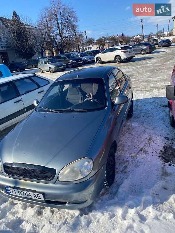 Седан ЗАЗ Lanos 2010 в Буче