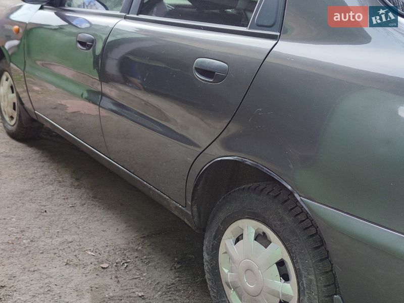 Седан ЗАЗ Lanos 2011 в Конотопе