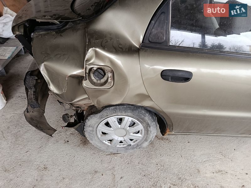 Седан ЗАЗ Lanos 2005 в Стрию