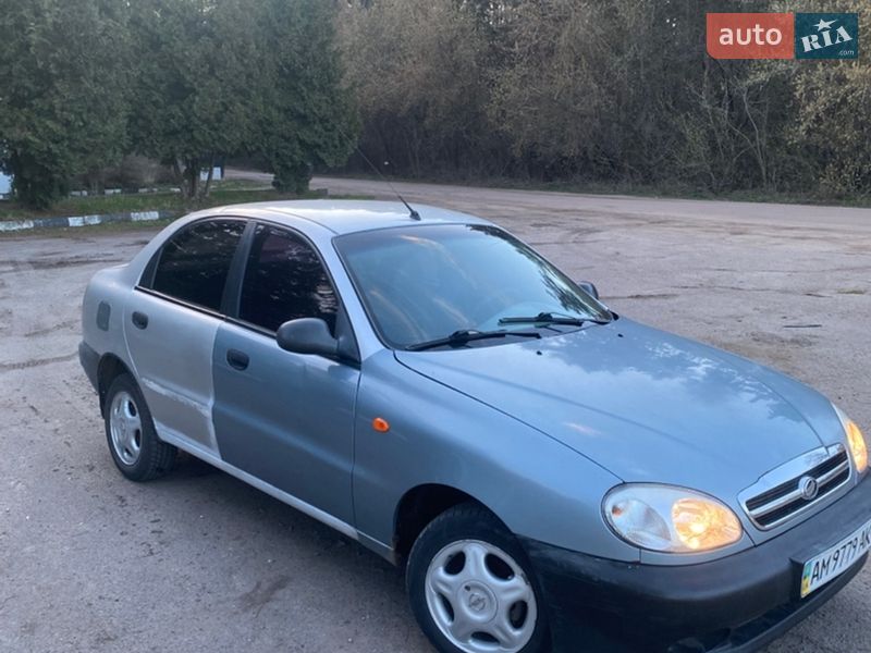 Седан ЗАЗ Lanos 2005 в Озерному