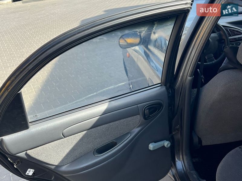 Седан ЗАЗ Lanos 2011 в Луцьку