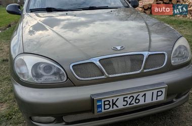 Седан ЗАЗ Lanos 2007 в Великих Межиричах